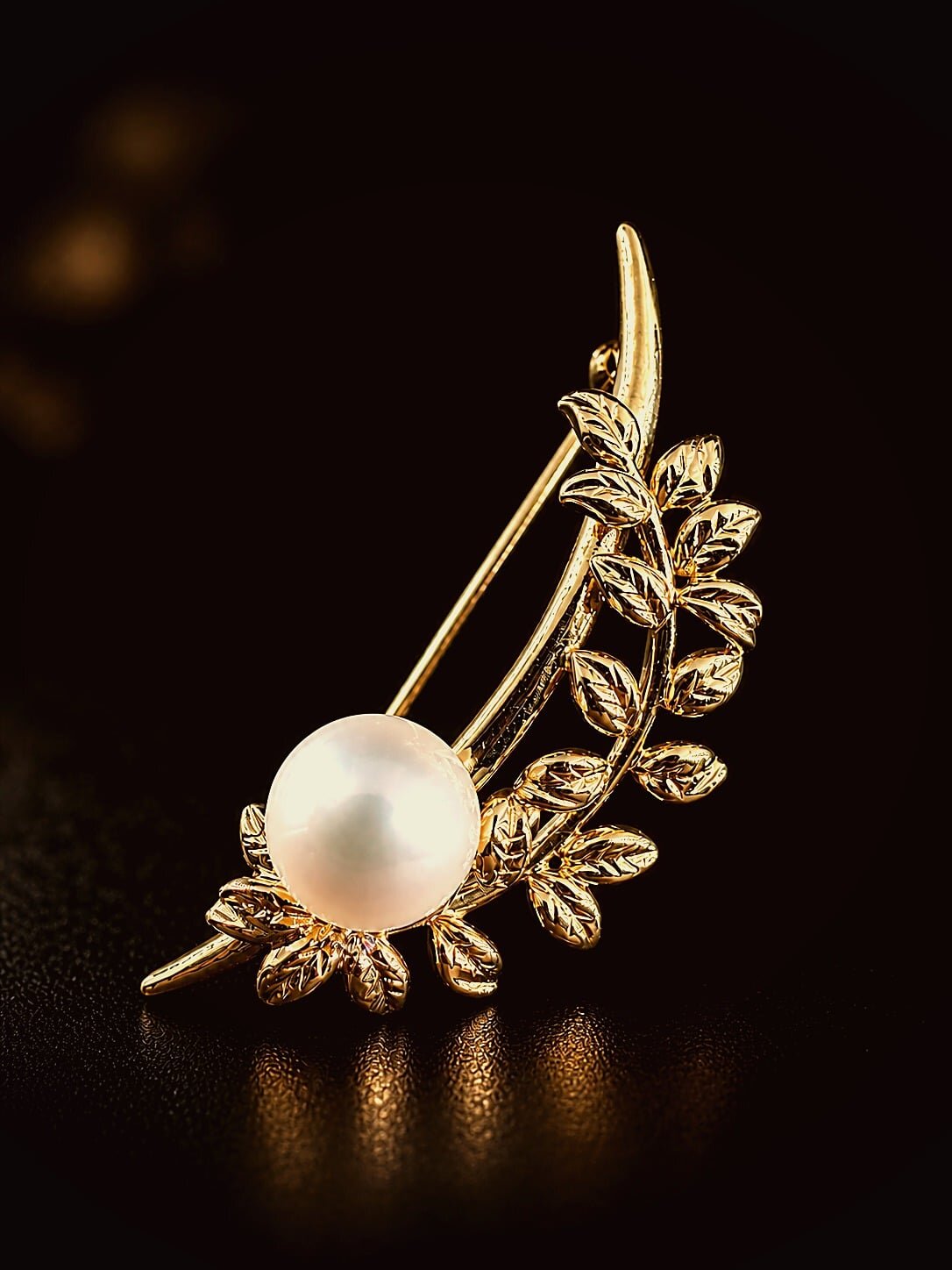 brooches, 01